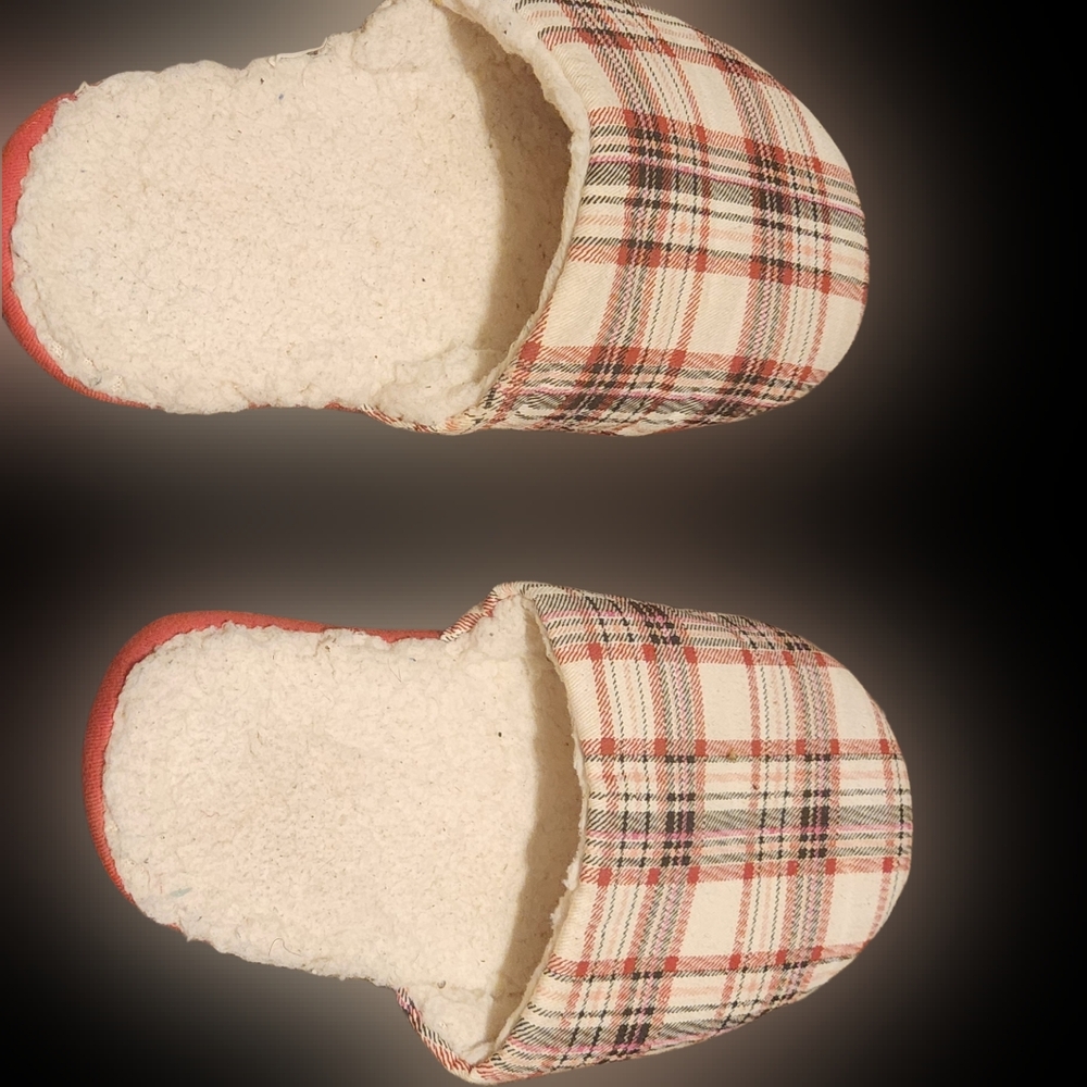 houseshoes